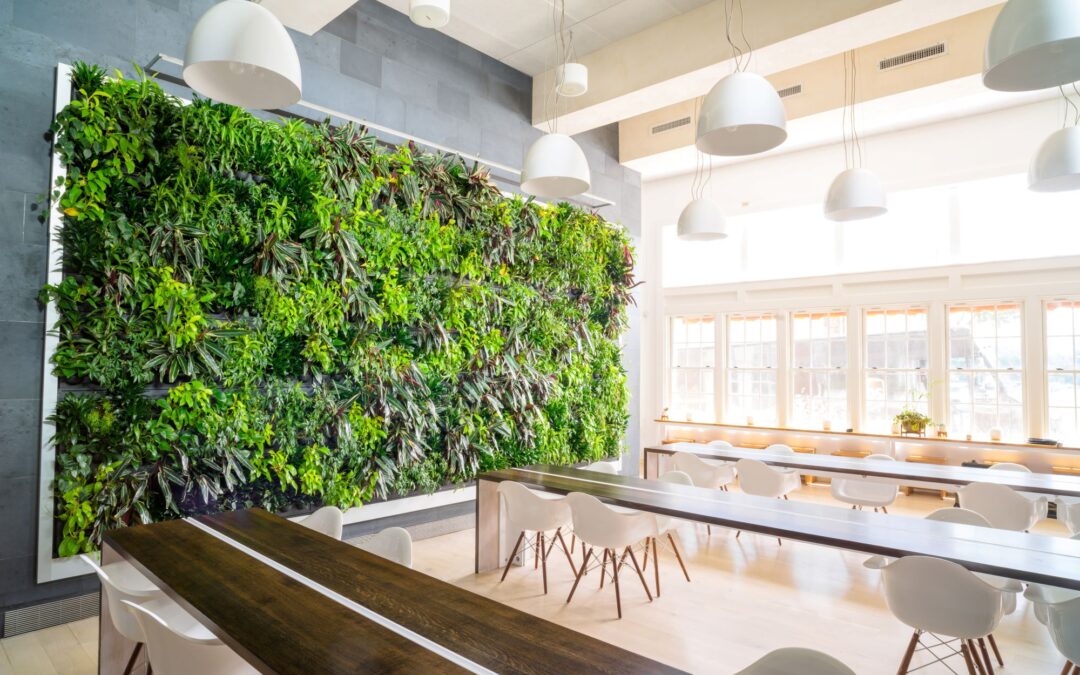 Vi bjuder in naturen med biofilisk design